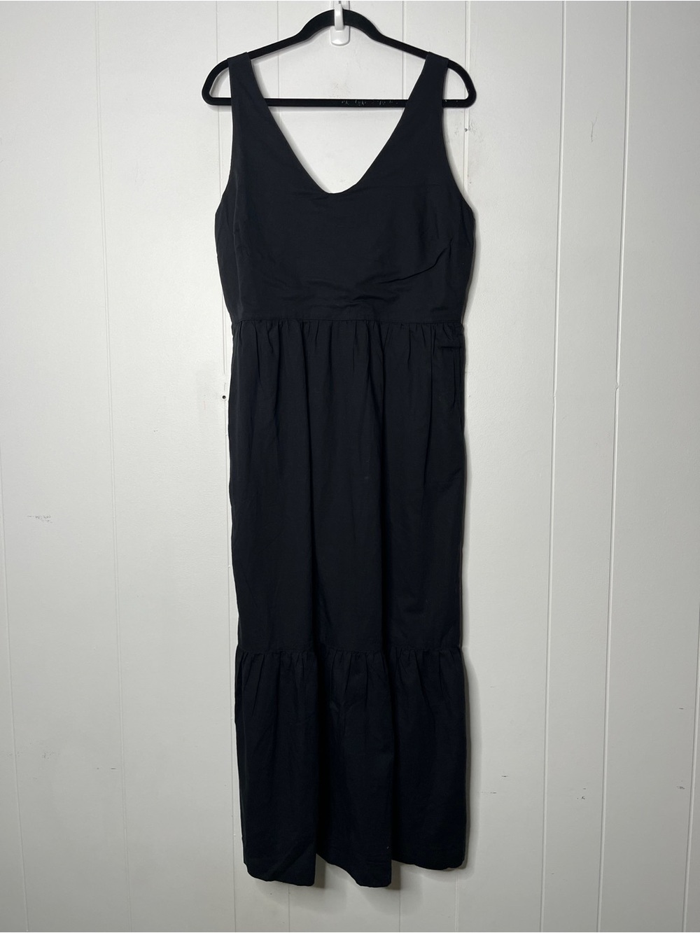 Pact Organic Cotton/Linen Sleeveless Black V-Neck Maxi Dress Size L Tiered